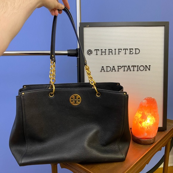 Tory Burch Handbags - *PRICE DROP* Tory Burch Everly tote